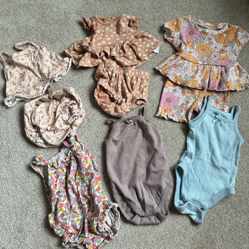Bundle of 6 Summer Baby Girl Outfits Size 3-6M